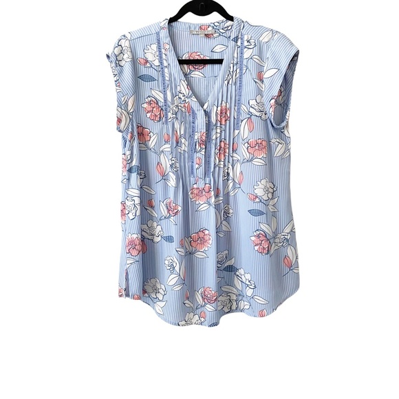 Daniel Rainn Tops - Daniel Rainn Liona Floral Blouse Size M